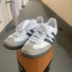 adidas samba OG 白黒ガム