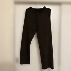 UNIQLO ウォッシャブルリブニットパンツ