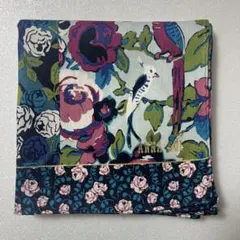 ANNA SUI 花柄と鳥のモチーフのハンカチ