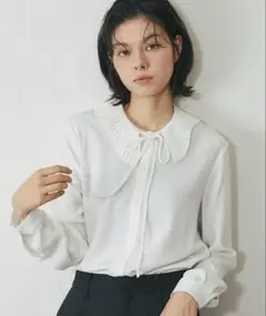 フリル襟長袖シャツのサムネイル