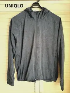 UNIQLOユニクロ フルジップフード付きパーカー柄グレー色