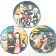 新品未使用 バンダイ 鬼滅の刃 3枚組 丸 ハンカチ 柱 かまぼこ隊 人気のサムネイル