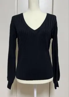 新品のVネックセーター ❤️おしゃれなセレクトショップ購入商品