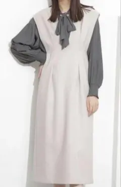 新品ナノユニバース　ニードルジャージーVネックタックワンピース