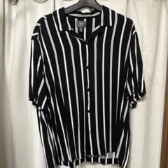 H&M ストライプ柄 半袖シャツ オープンカラーのサムネイル