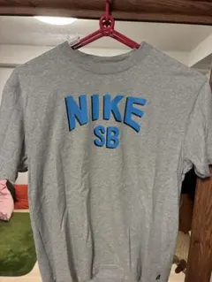 NIKE Tシャツ