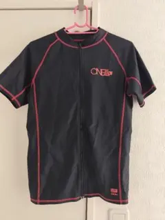 //O'Neill //オニール ラッシュガード Mサイズ