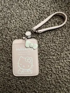 Hello Kitty パスケース リボン付き
