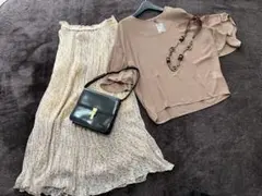 2点❤️MES DEMOIS ELLESスカートとGRLブラウス❤️