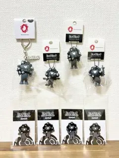 ミャクミャク ピンバッジ キーホルダー 8点セット pvc 黒ミャクミャク