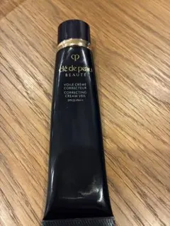 クレ・ド・ポー ボーテ ヴォワールコレクチュールn SPF25PA++ 40g