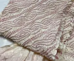 w-282 正絹帯揚げ中抜き絞り　振袖　成人式　波文様　薄ピンク系