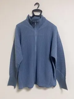 HOMME PLISSÉ ISSEY MIYAKEのサムネイル
