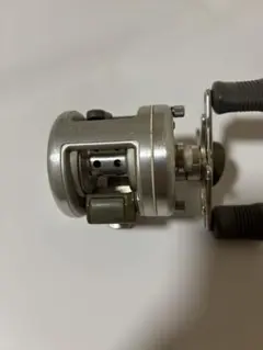 SHIMANO CALCUTTA400F 両軸リール 本体 SHIMANO CALCUTTA400F 両軸リール 本体 - メルカリ