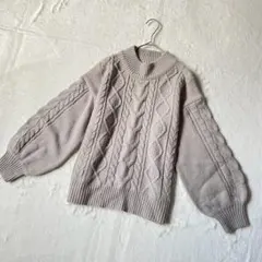 イング ケーブルニット ボリューム袖 セーター プルオーバー M 大人可愛い