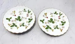 WEDGWOOD ワイルドストロベリー小皿　波型エッジ　金彩　2枚セット