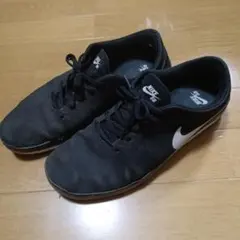 Nike SB ブラック スニーカー