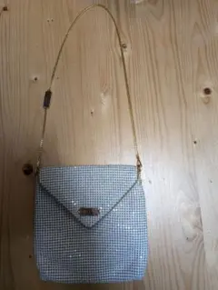 Item thumbnail for item c6a0b117-ba51-4cd6-aea6-f0e12672994f