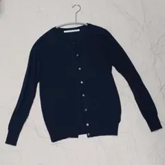 huitieme nidネイビー ボタン付き　カーディガン　レディース