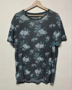 花柄 半袖Tシャツ 薄手　レディース　トップス　黒　白　水色