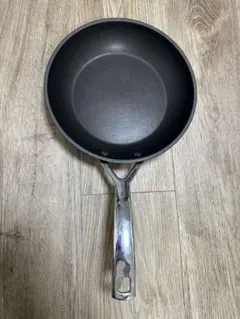 Item thumbnail for item 7293d1df-2eeb-45fc-957c-ef4efa1115fd