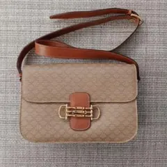 CELINE　セリーヌ　ショルダーバッグ　マカダム柄