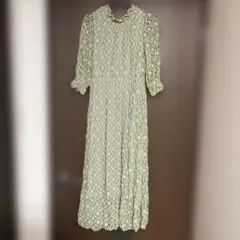 VIS　薄緑色 花柄レースワンピース