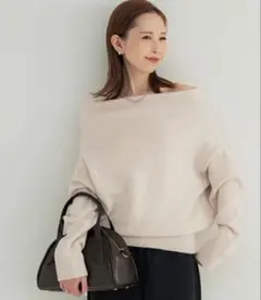 coca 縮絨ニットオフショルダートップス