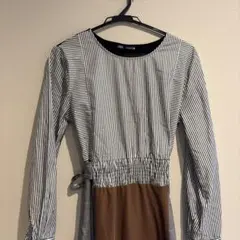 ストライプ長袖ワンピース　ZARA 切り返し