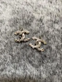 シャネル ビンテージボタンチャーム シルバーロゴ 19mm 裏刻印2個