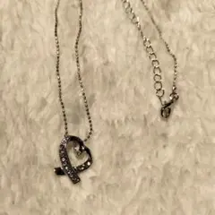 ハート型ストーンネックレス