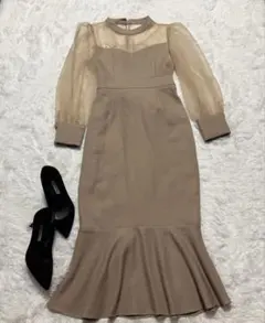 美品 eeyou シースルーマーメイドデザイン　ロングワンピース パフスリーブ