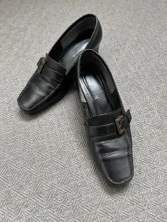 バークレー　ブラックレザー ローファー バックル付き