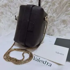 24年購入品 Valextra トリックトラック クロスボディバッグ ナノ 黒のサムネイル