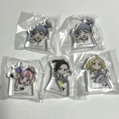 Item thumbnail for item 03854610-df78-445b-b001-441d05d41159