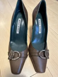 MANOLO BLAHNIK レザー パンプス ブラウンのサムネイル