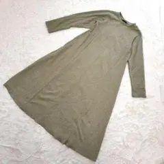 W closet ロングワンピース オリーブ　F 無地 長袖 カーキ