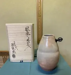 萩焼 波多野善蔵造 白萩 耳付 花入 花瓶 飾壺 双耳 共箱 / 花器 茶道具 萩焼 波多野善蔵造 白萩 耳付 花入 花瓶 飾壺 双耳 共箱 / 花器 茶道具