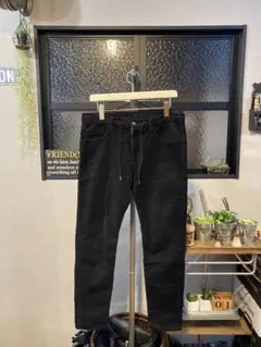 ユナイテッドアローズ　黒のスキニーパンツ　暖パン　Ｌサイズ　ストレッチ