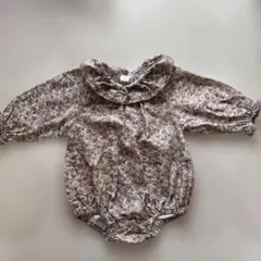 バースデイ tete a tete花柄ロンパース 80cm