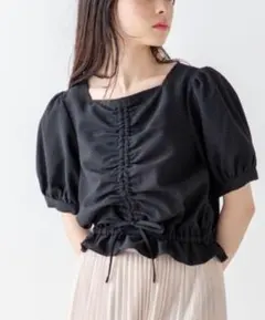 ハニーズ可愛い パフスリーブ 半袖ブラウス Lサイズのサムネイル