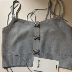SNIDEL リボンビジューボタンビスチェ