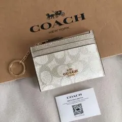 新品　COACH コーチ 定価23,100円 コイン パス IDケース 財布