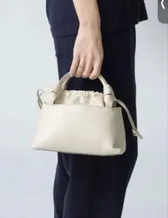【カロリーナサントドミンゴ♡】2way レザー ショルダーバッグ ホワイトのサムネイル