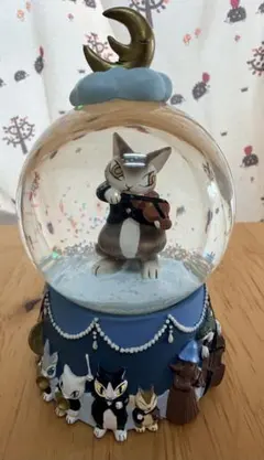 ◇わちふぃーるど・ダヤン・オルゴールスノードーム・2018 - メルカリ