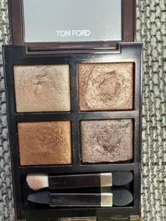 TOM FORD アイカラークォード 33 ローズプリズム - メルカリ