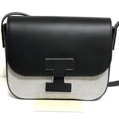 ✨希少 美品✨IACUCCI イアクッチ ツートン ミニショルダーバッグのサムネイル