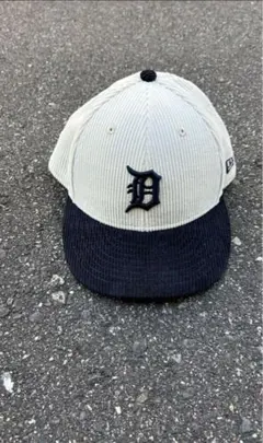 Item thumbnail for item 93d9d102-4fa3-4e5b-9cca-150b756edeab