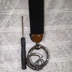 黒の合成皮革キーホルダー キーリング回転式調節可能な革軽量