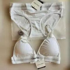 Calvin Klein 白ブラ＆ショーツセットm-a1